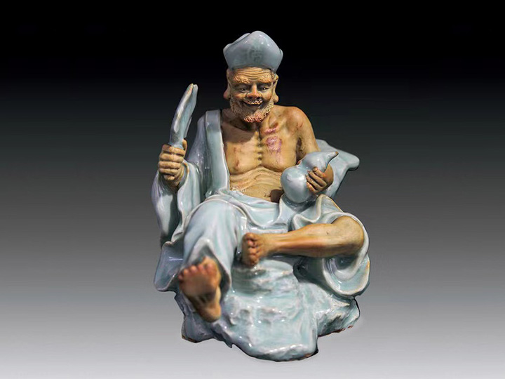 龙泉窑济公塑像